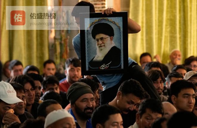 一个更危险的时代才刚刚开始，特朗普挖了个坑，把美国埋了进去