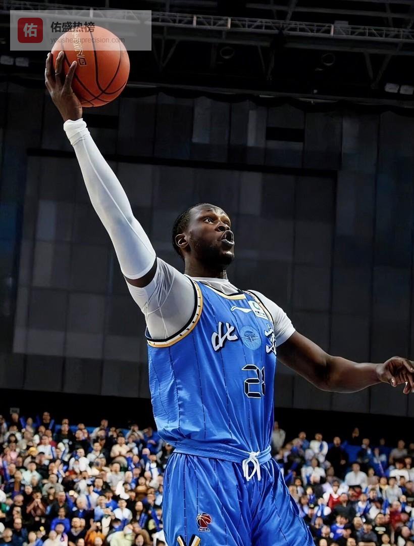 北京男篮换外援真相：马帝昂状态来得太晚，麦基加盟后无奈离开