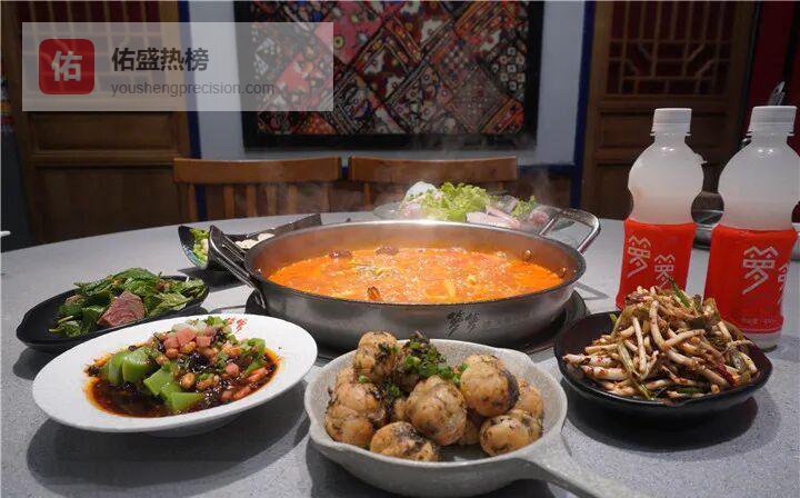 一锅酸汤鱼，让贵州在北京“冒热气”