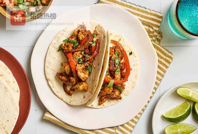 揭秘萨布丽娜·卡彭特最爱的鸡肉法希塔，绝妙周中晚餐推荐！