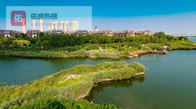 绿道织城，公园焕新：天津生态城低碳生活全攻略