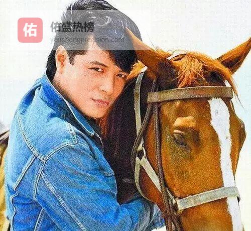 刘文正：把青春唱成传说的“白马王子”