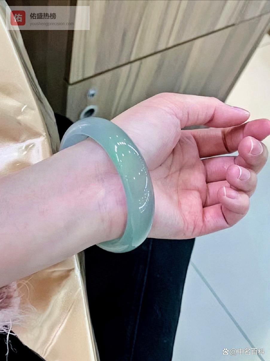 2026年玉髓价格大揭秘！从50元到350万的价差，还有这些养人功效你绝对想不到