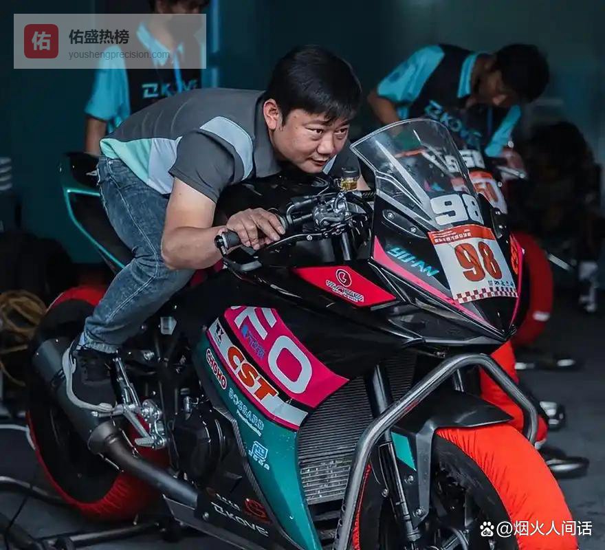 洗脸熊500万秒拍张雪冠军车：是公益豪掷还是营销豪赌？