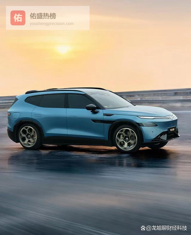 “电动途锐”来了！试驾金标大众与众08：底盘还是那个德味