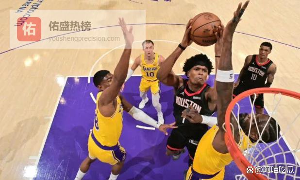 没了杜兰特，火箭怎么还抢了21个前场板？湖人这招“打蛇打七寸”太狠了