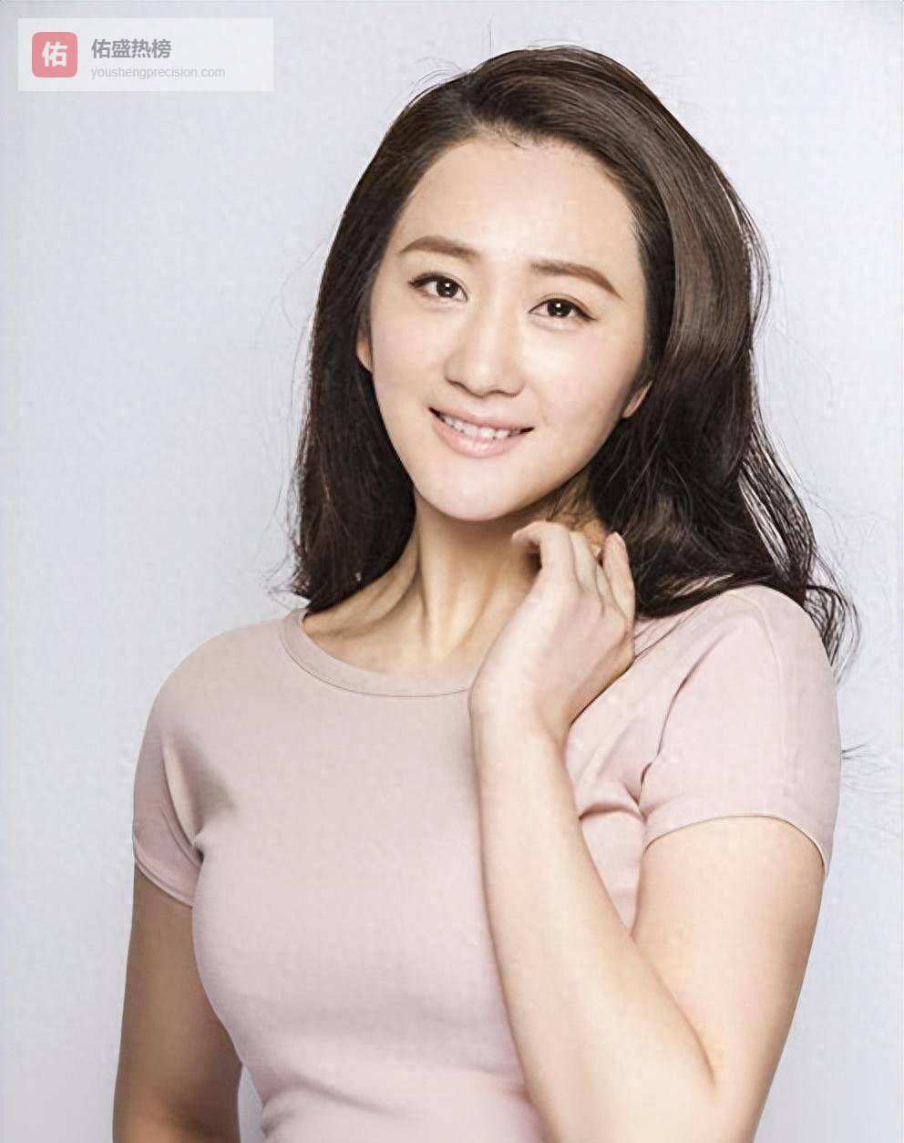 原本他们是姐妹兄弟，陪弟弟演戏，如今无人理会，他却成实力派