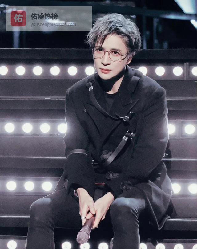 搬石砸脚！李雨桐被拘留10日，违法行为曝光，薛之谦方面透露细节