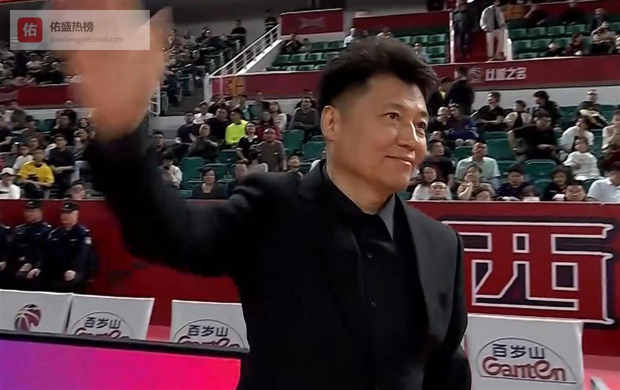 他们终于又赢了！CBA劲旅绝境翻盘93-86终结连败，6记三分+20个失误居然还能赢？球迷看懵了