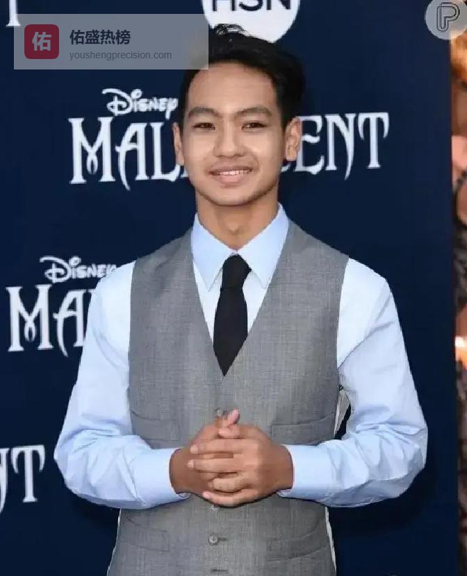 皮特朱莉24岁儿子放弃皮特姓氏！已经第四个了