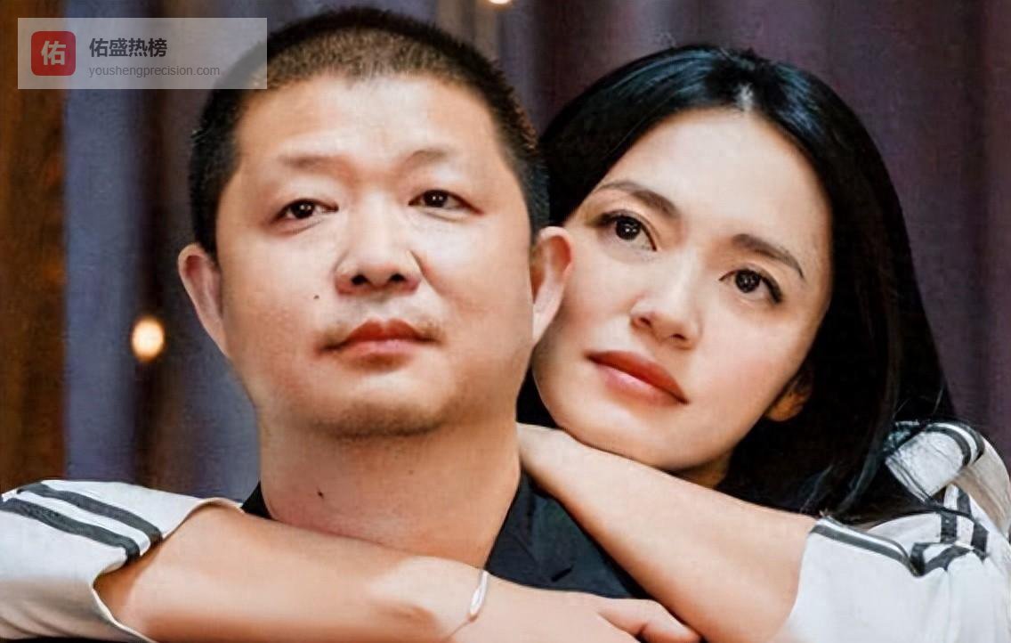 姚晨离婚风波炸锅！儿子遭恶意揣测患病，两任丈夫竟藏同款背景