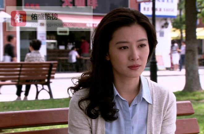 手相揭秘：这4种掌纹的女人，天生就是“龙子命”！