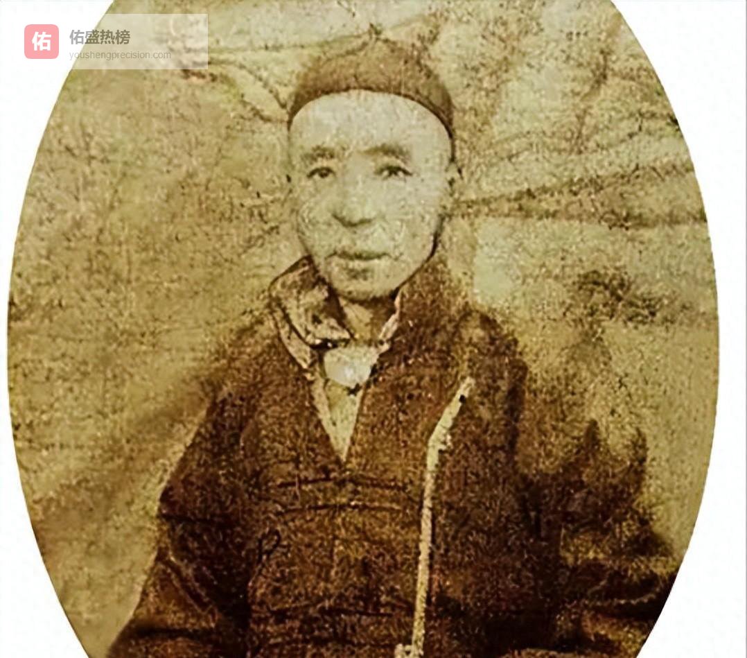 一位来自晚清时期的大内高手，在许世友面前表演武功，把全场人都惊呆了，这时许世友却说：看我的！