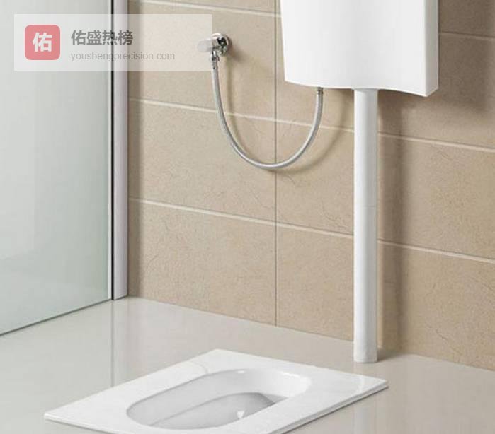 蹲便器去污不求人：白醋+苏打粉立竿见影