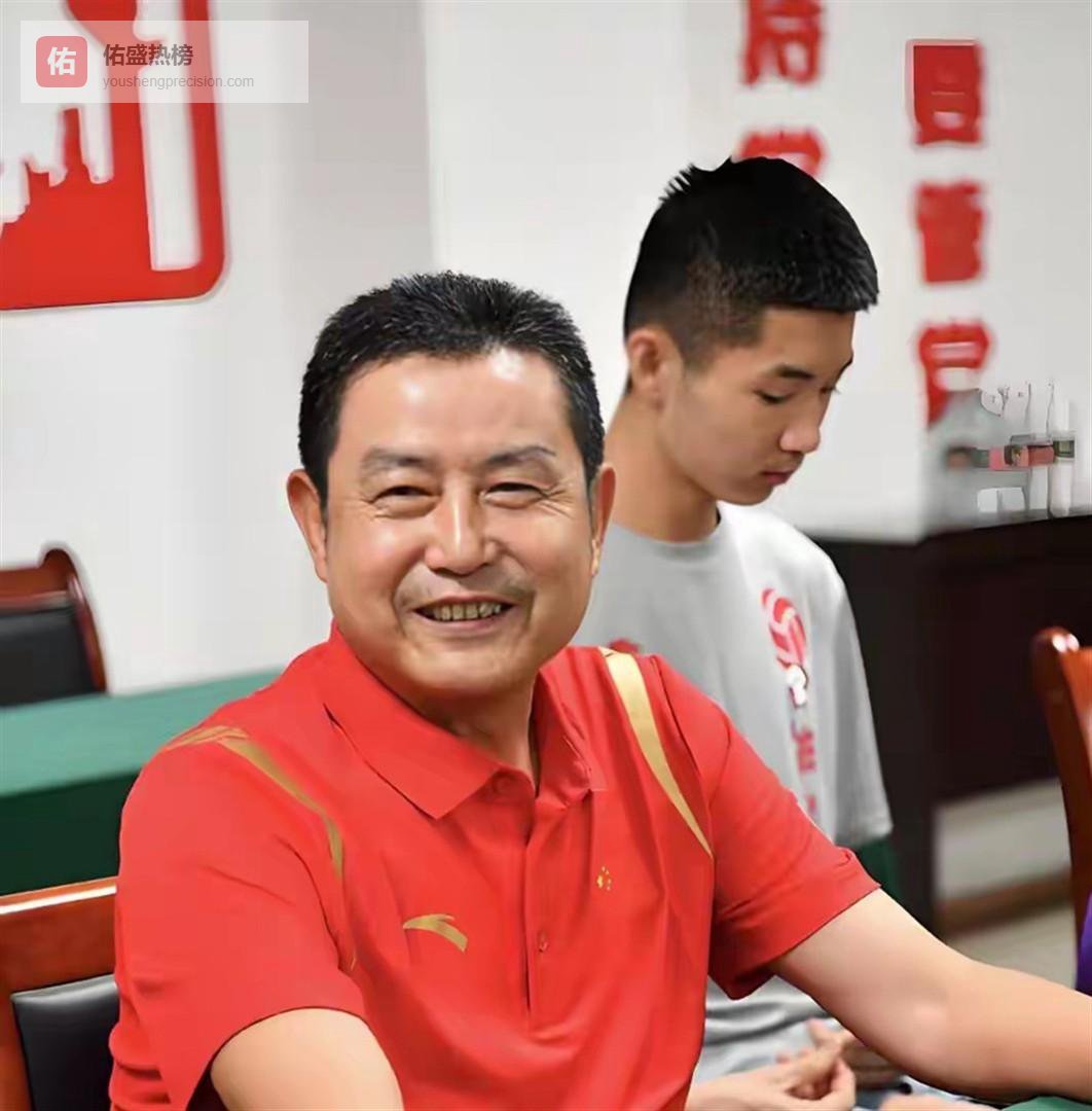 69岁的奥运冠军教头陈忠和，晚年最挂心的大事竟是给30岁儿子找个媳妇安个家