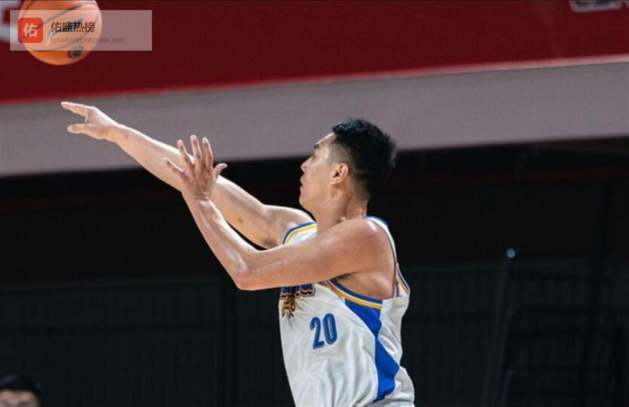 全靠老将死撑！476天再砍两双，六朝元老燃尽全力，球迷痛斥有人划水