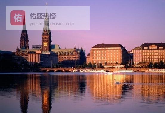 一段旋律穿越300年：帕赫贝尔《D大调卡农》的永恒之旅