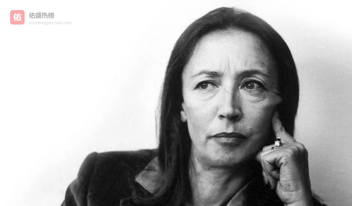 外国记者刁难邓小平，问他为什么总是当二把手，邓小平笑着回了一句话