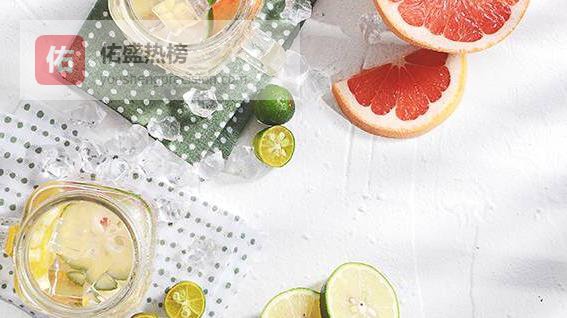 芒果菠萝正当季，四类人先别“下嘴”