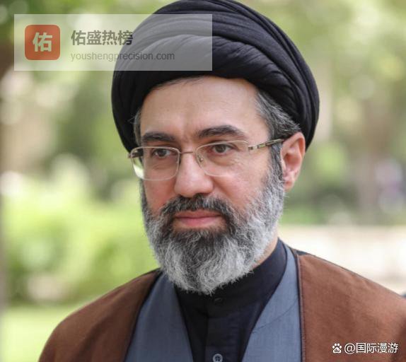 果然是换人如换刀，老哈梅内伊被炸死了，小哈梅内伊上台之后，整个伊朗民族变得让全世界都不敢认了，这个国家似乎抛弃了过往的博弈与周旋