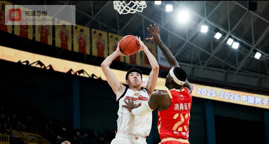 胡金秋打封闭硬扛？卫冕冠军的底裤被扒光，今晚山西主场要爆冷？