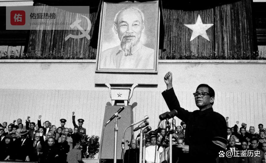 越南50万大军构筑防线，解放军两场拔点作战，黎笋全国大会作检讨