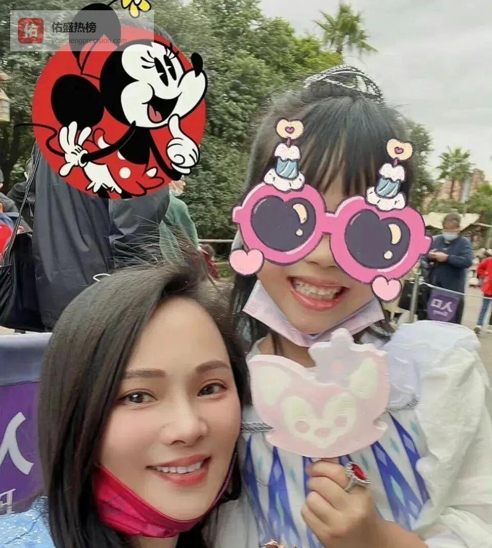 国庆十日：伊能静与小米粒的“撒娇日常”