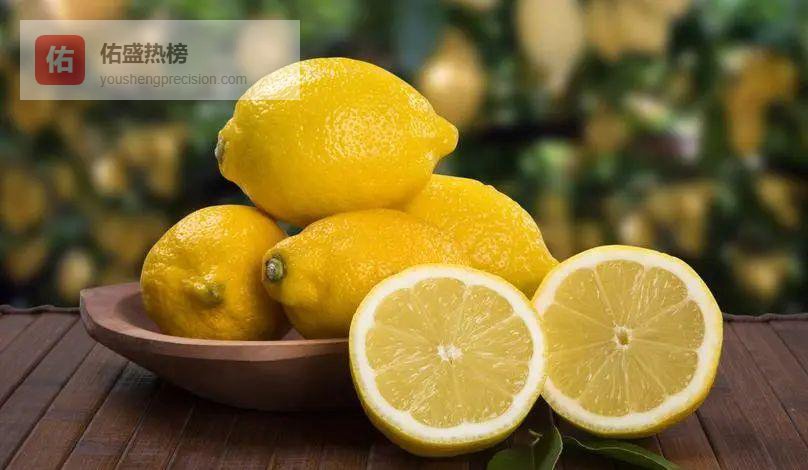 柠檬水养生全攻略：6大好处与4类禁喝人群