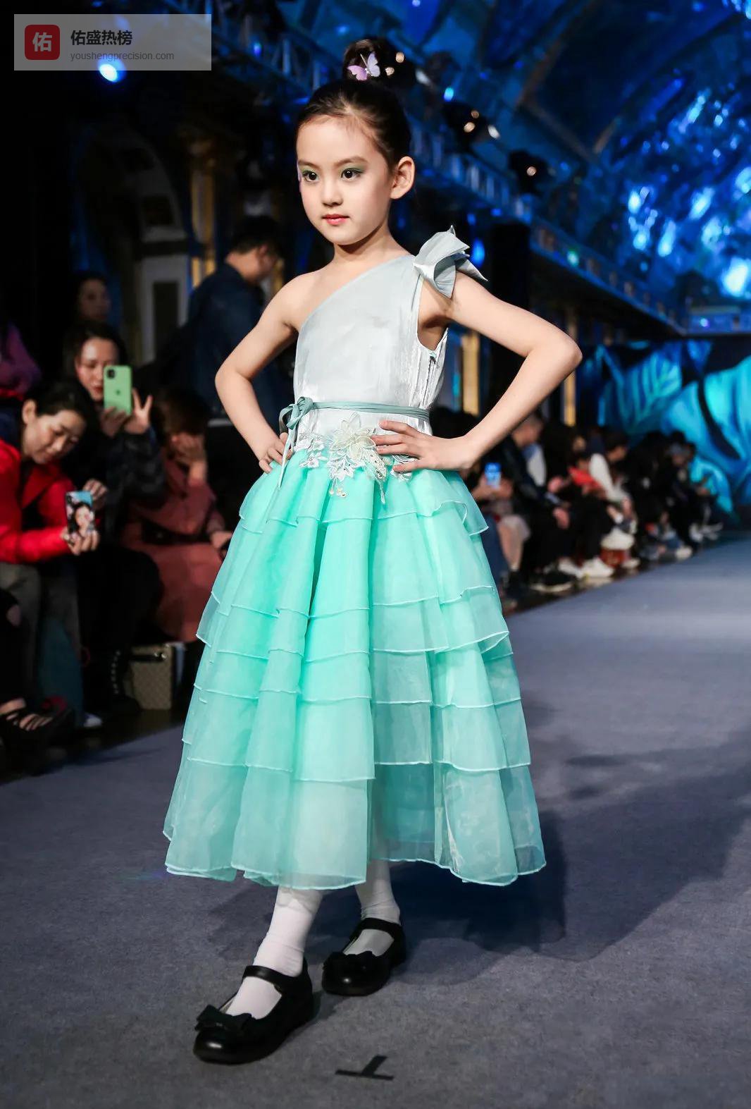 让孩子“动”着长大：儿童模特训练的隐藏福利