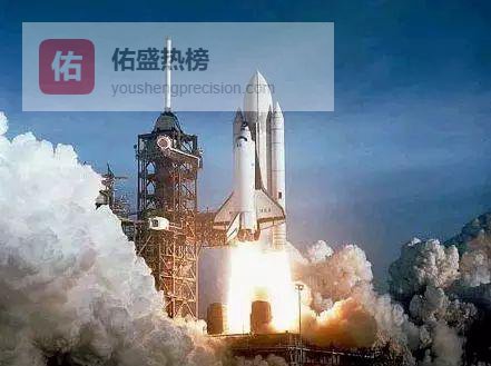 神舟七号：太空漫步的东方壮举