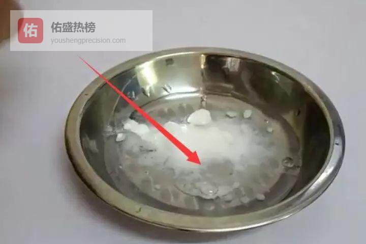 鞋子开胶别急着扔！三步自制胶水让它焕然一新